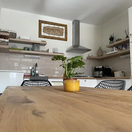 Apartamento Zen Garden Vendeghaz *