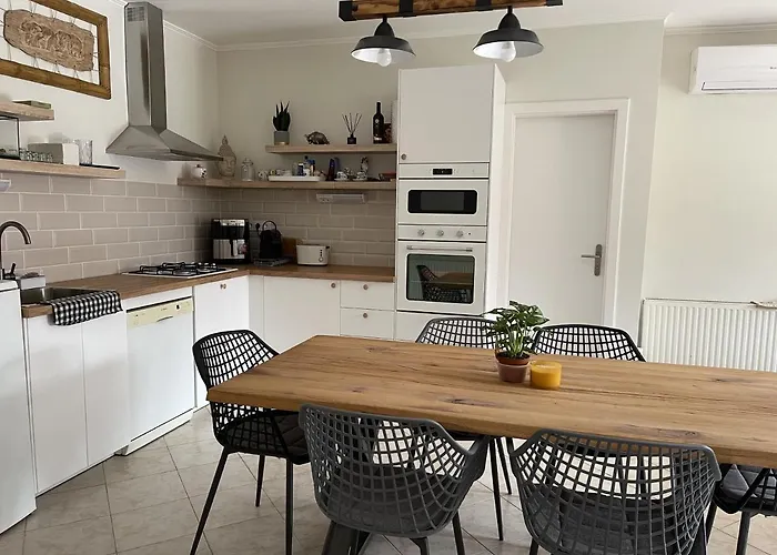 Апартаменты Zen Garden Vendeghaz Шиофок