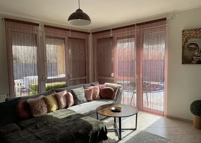 Zen Garden Vendeghaz * Шиофок